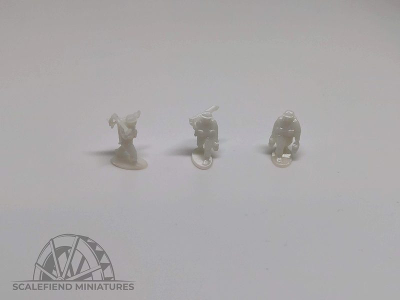 1/100 (15mm) British WWII Vickers machine gun team - advancing