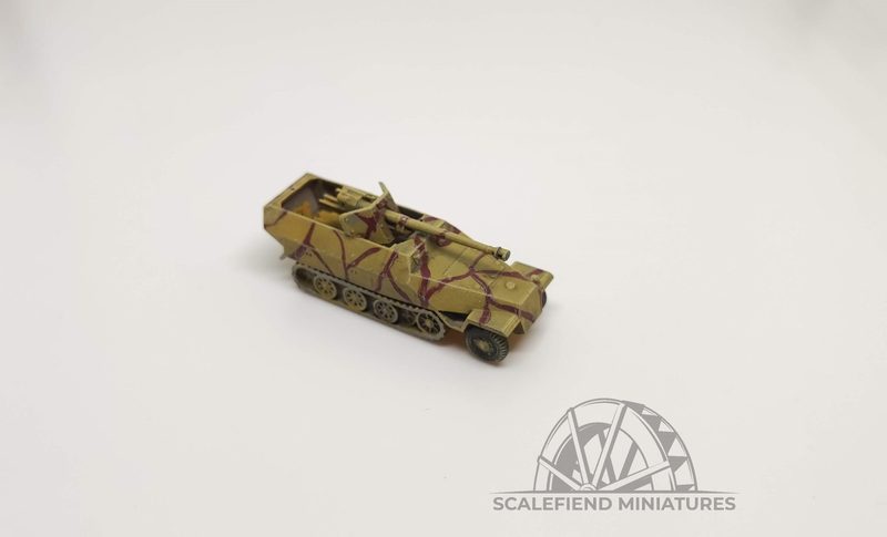 1/100 (15mm) German SDKFZ 251/22 D Pak 40 half track