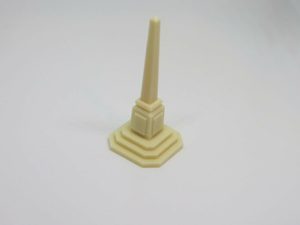 1/72 Small memorial/monument - HO OO