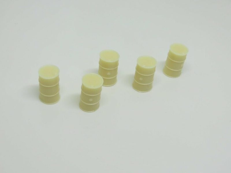 20mm 1/72 - 5 x Fuel drums / barrels