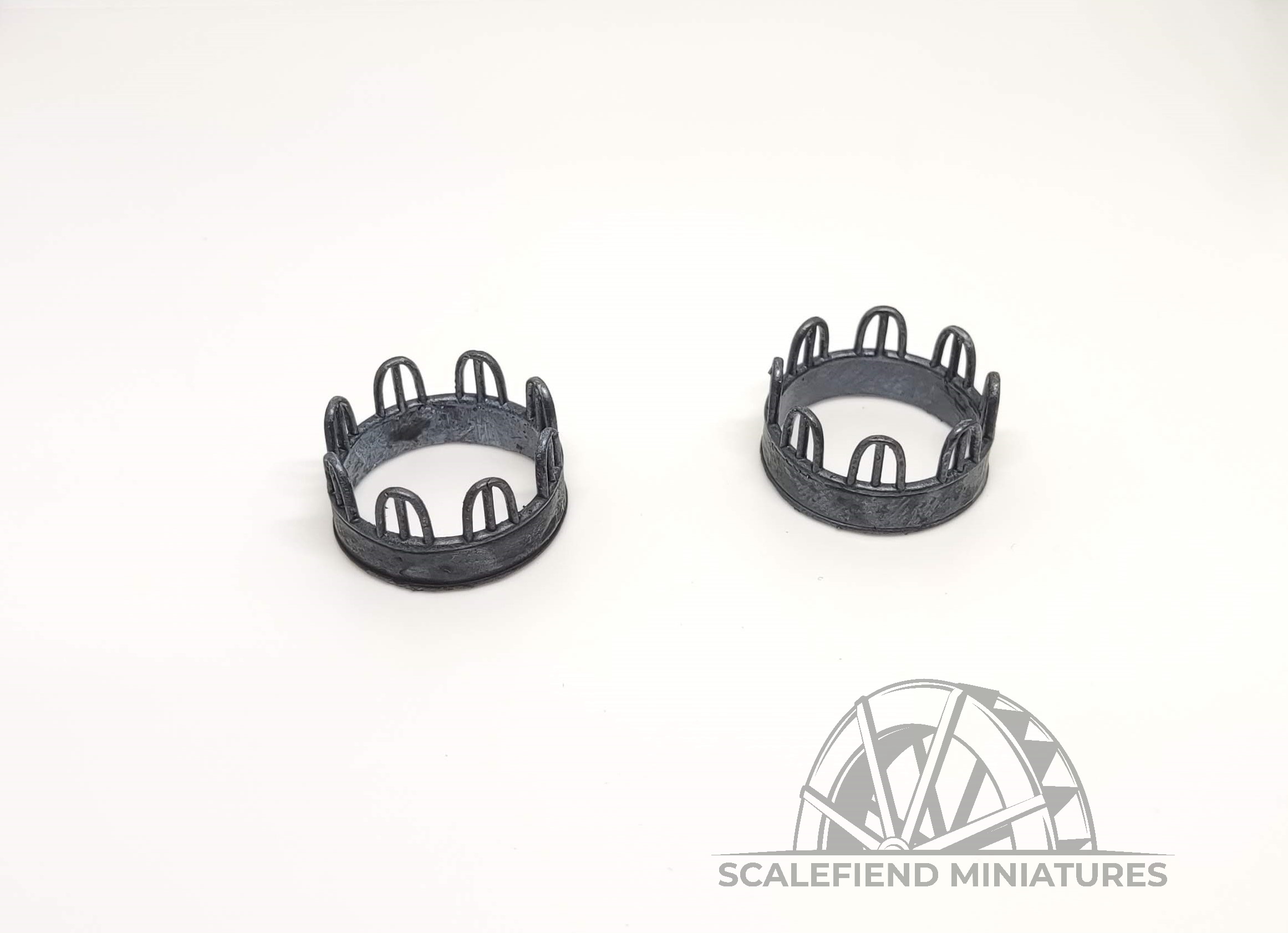 1/144 12mm Cattle Livestock feeders x2 image 1