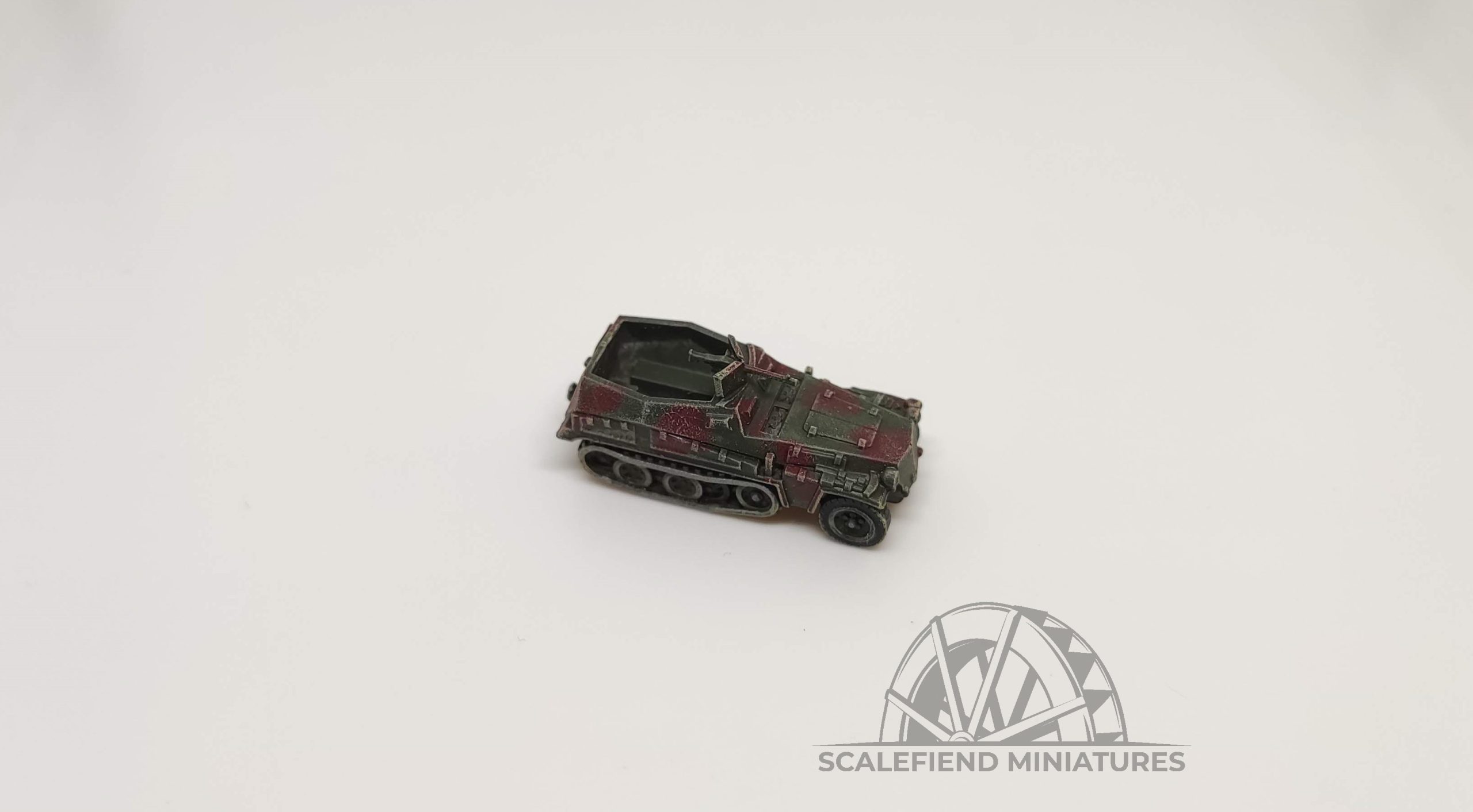 1/100 (15mm) German SDKFZ 250/1 A half-track image 1