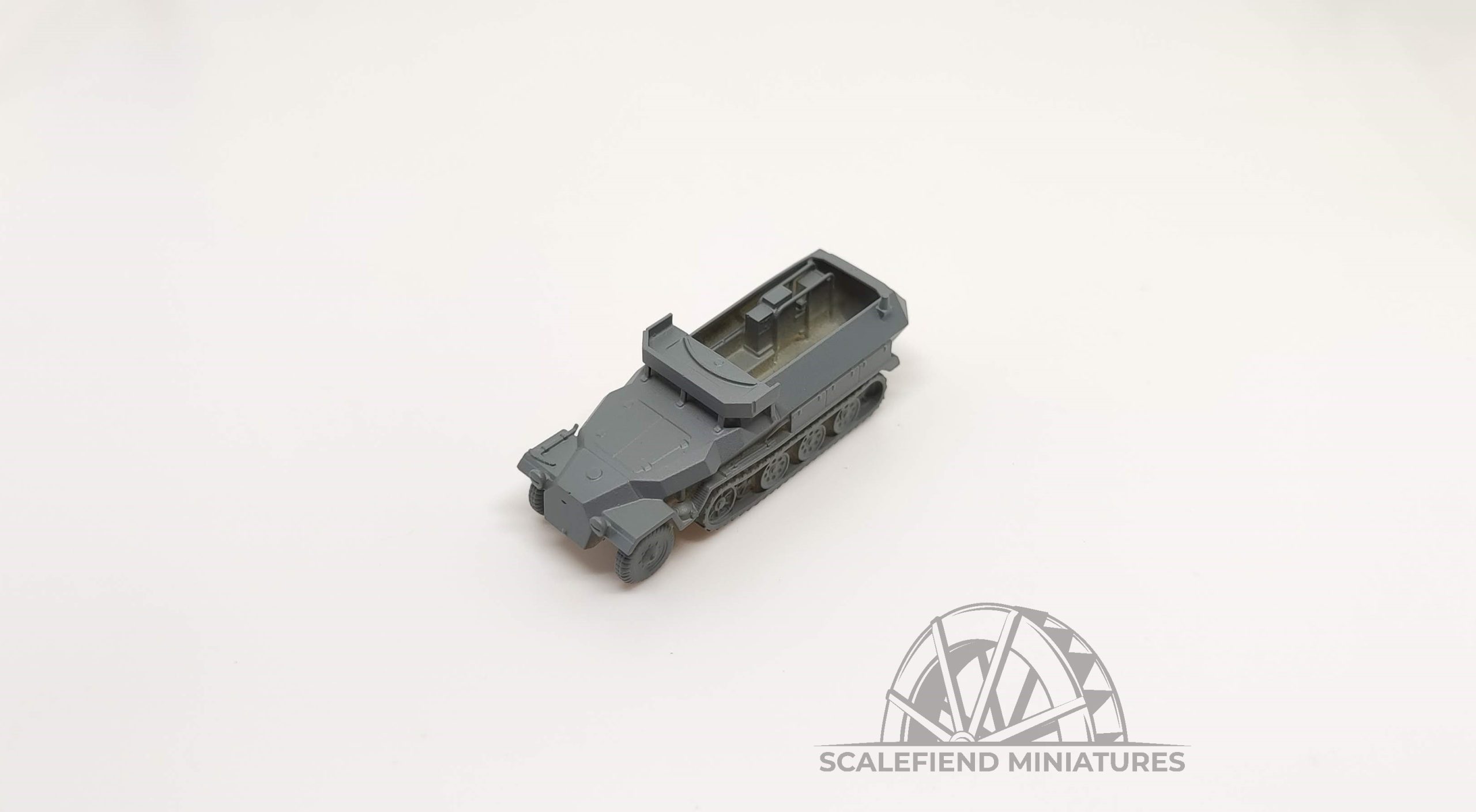 1/144 (12mm) Sdkfz 251-18 Ausf C Observation half-track image 1