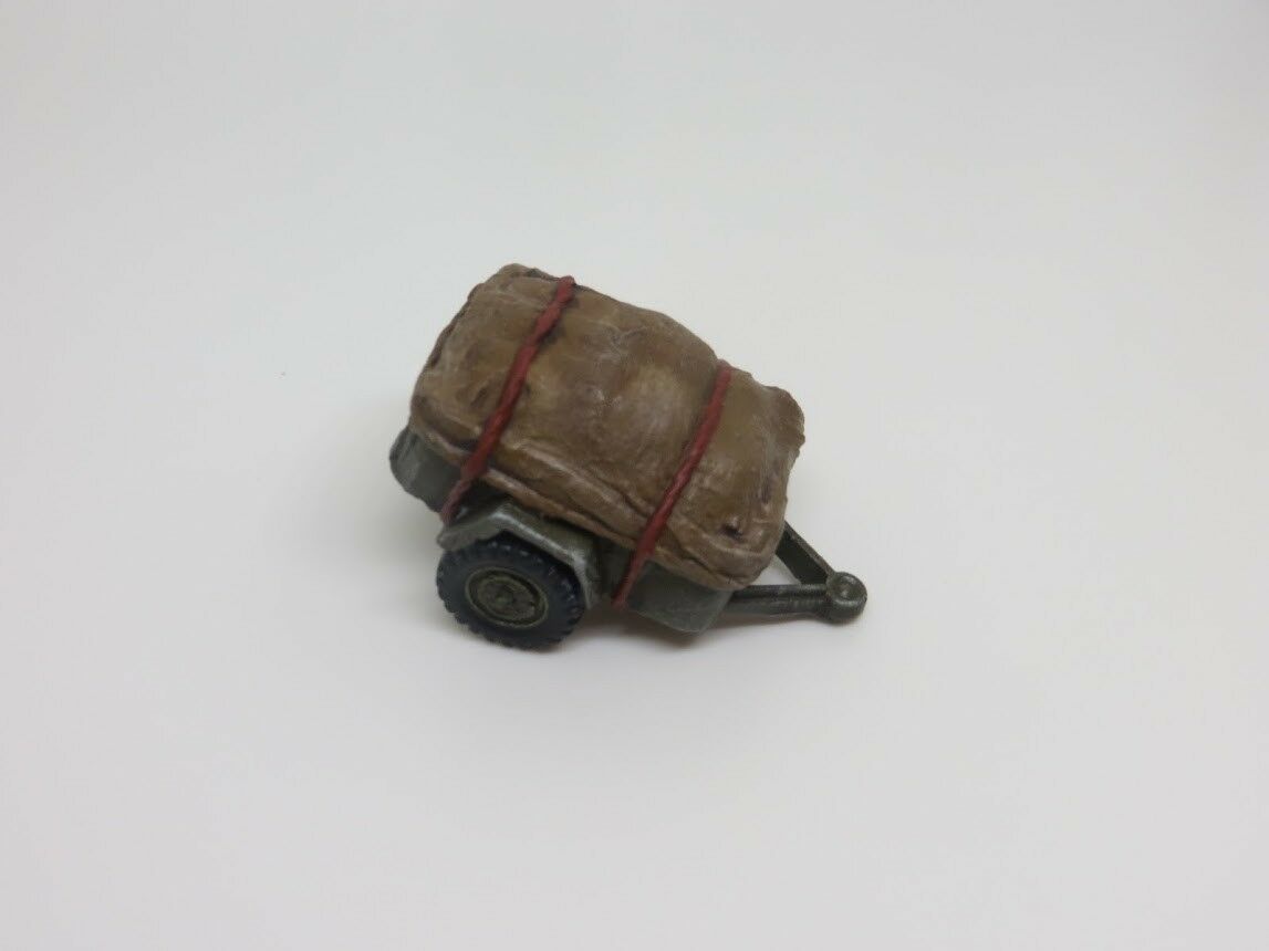1/72 Allied trailer with load image 1