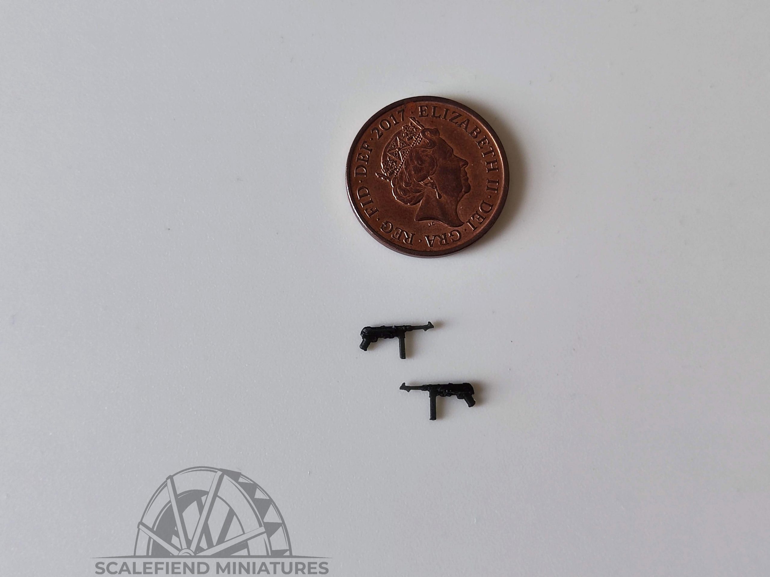 1/72 German MP40 sub-machine gun x 8  - small arms image 2