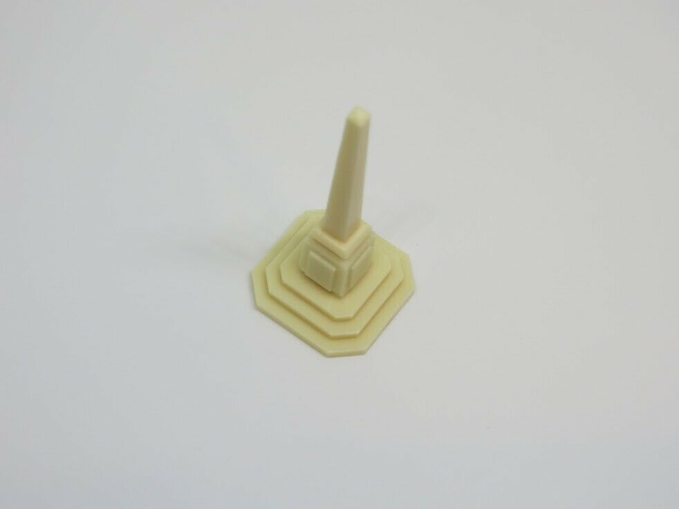 1/72 Small memorial/monument - HO OO image 4