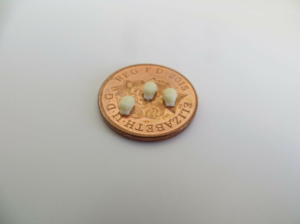1/72 WW2 German Army M43 Field Cap - set of 10 - stowage detailing set image 1