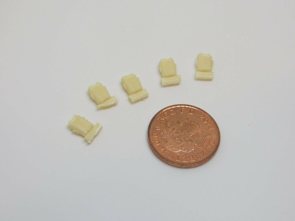 1/72 WW2 German Essenbehälter soup/rations canister rucksack/backpack x5 image 3